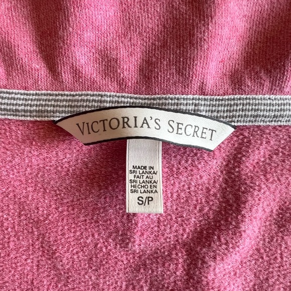 VICTORIA’S SECRET Wings Collection 1/4 Zip Pink Sweatshirt Size Small NY VS - Picture 10 of 13